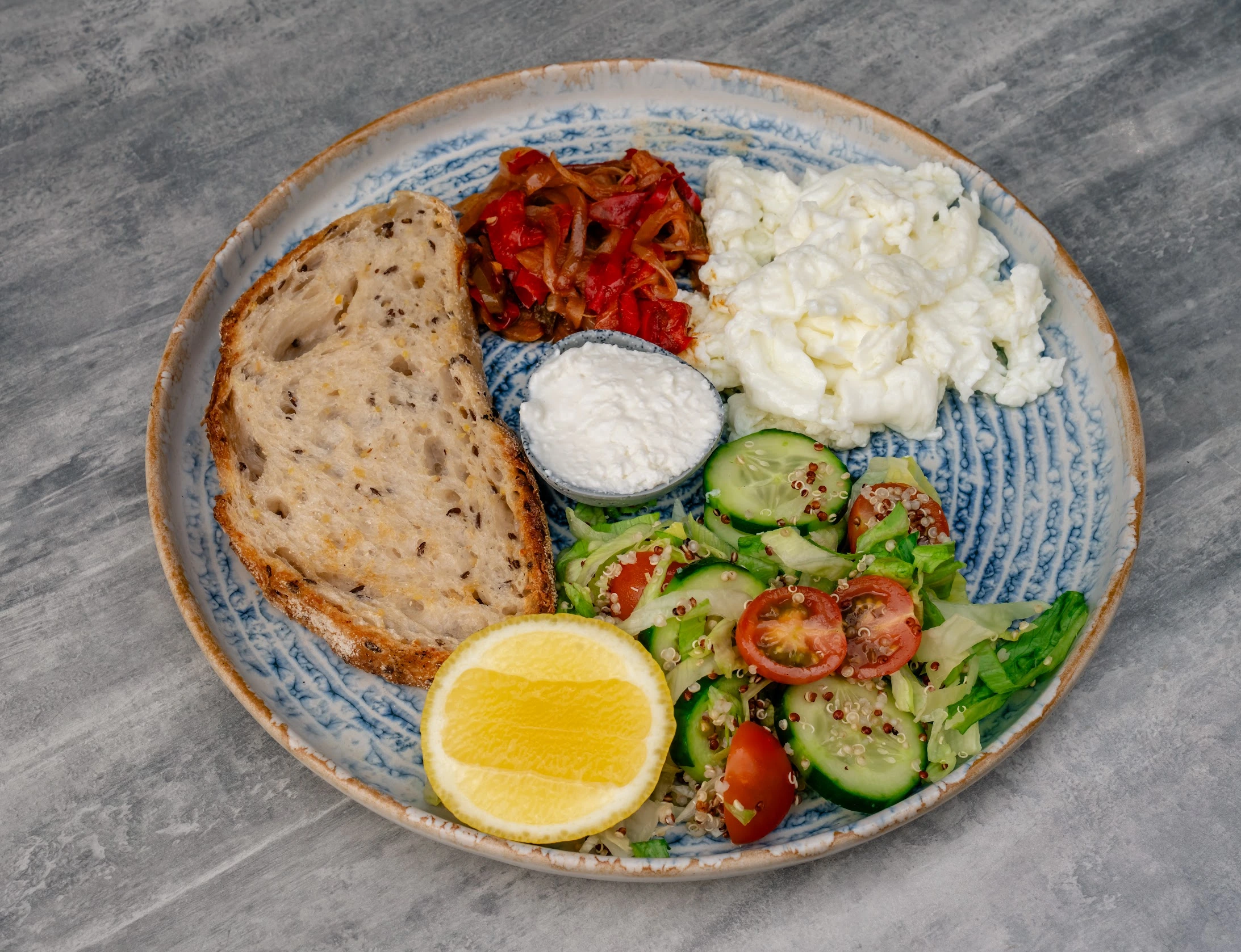 Egg White & Veggie Scramble